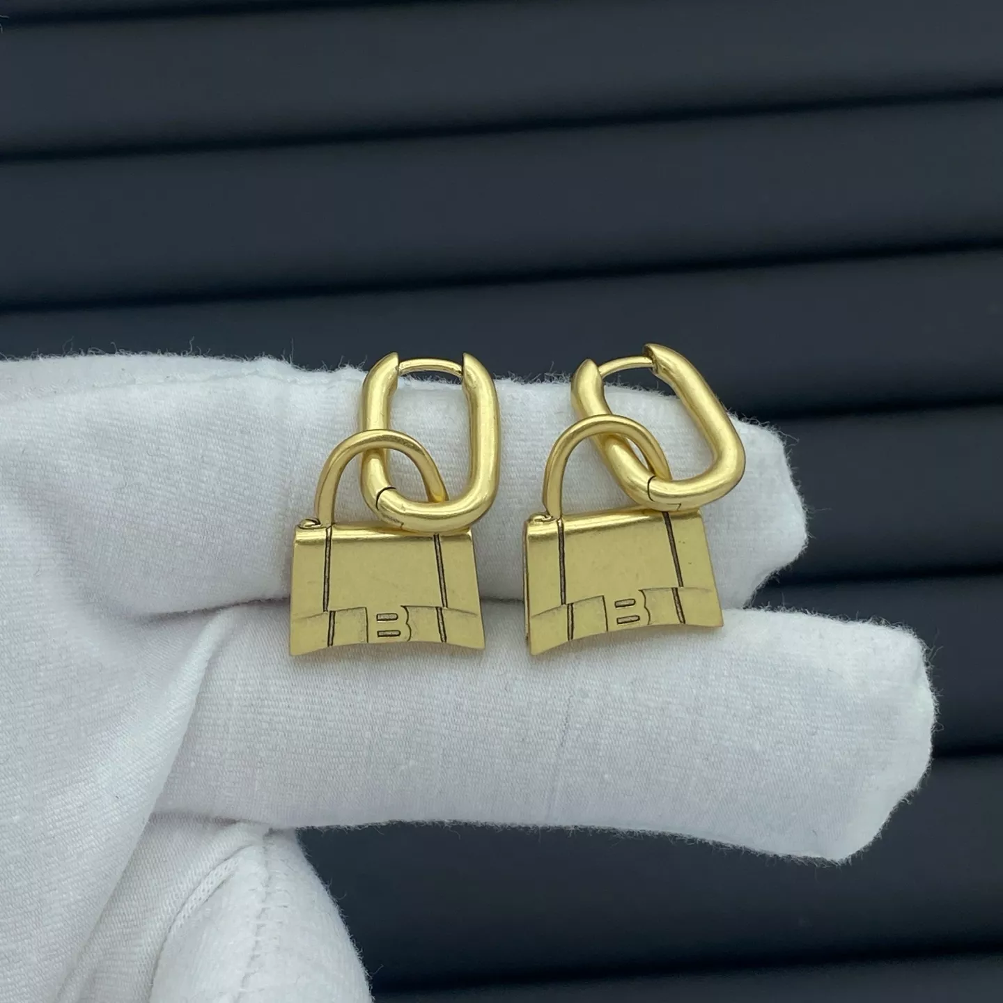 Balenciaga Earrings For Women Classic 4674