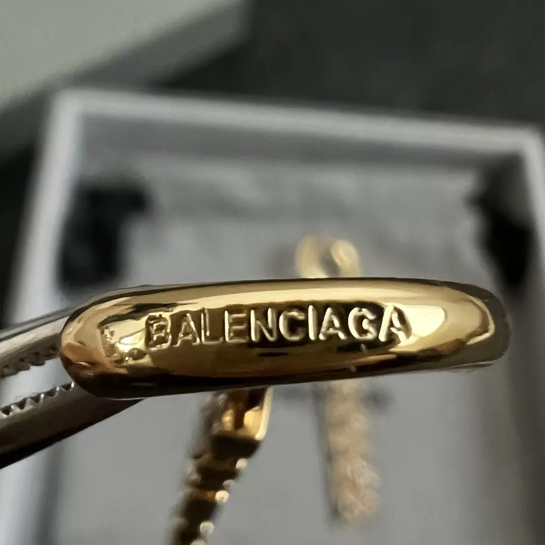 Balenciaga Earrings For Women Durable 4101