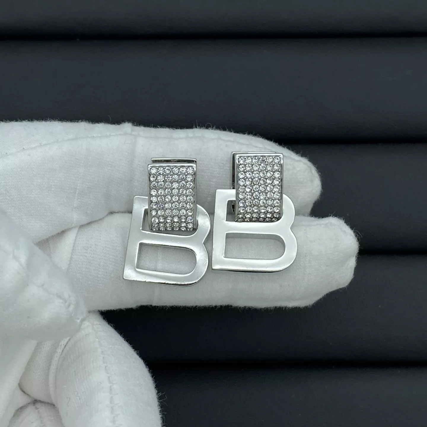 Balenciaga Earrings For Women Efficient 5164