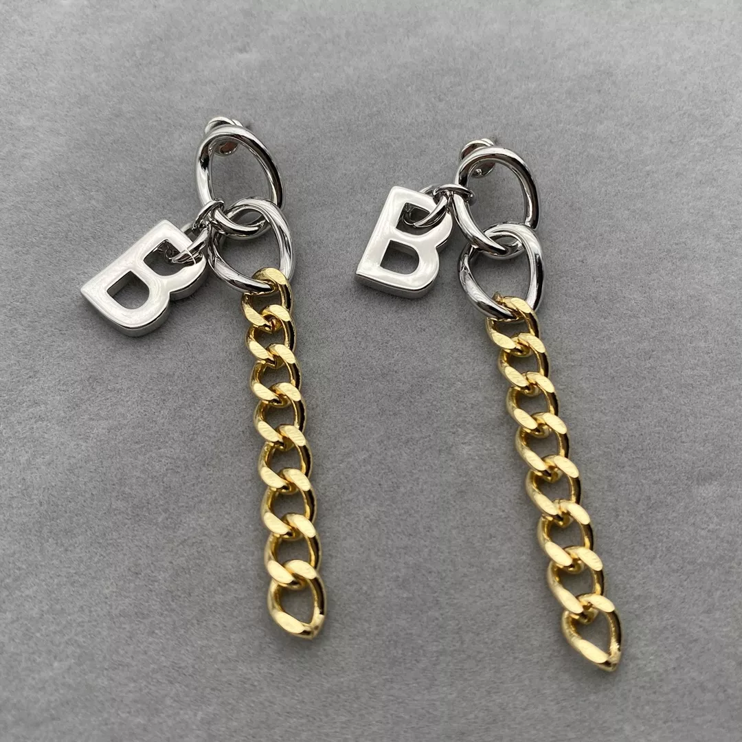 Balenciaga Earrings For Women Sleek 5269