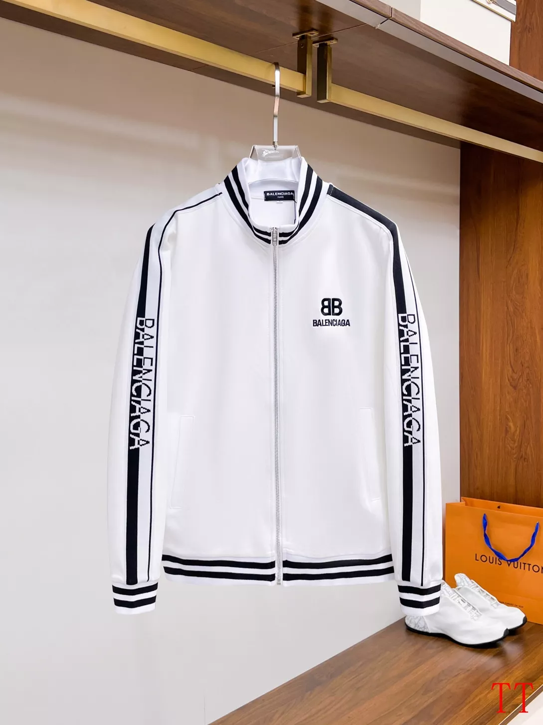Balenciaga Fashion Tracksuits Long Sleeved For Men Cozy 7393