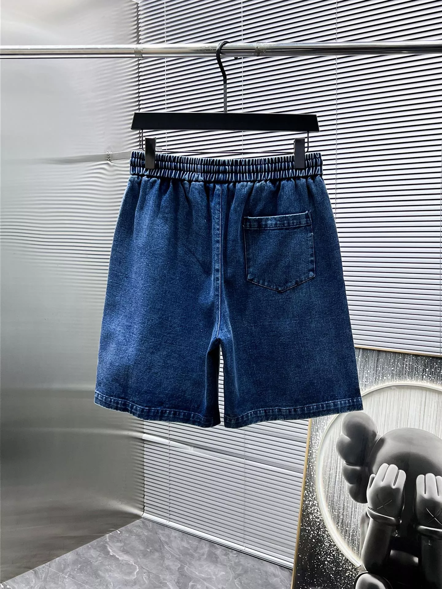 Balenciaga Fashion Tracksuits Short Sleeved For Men Minimalist 868