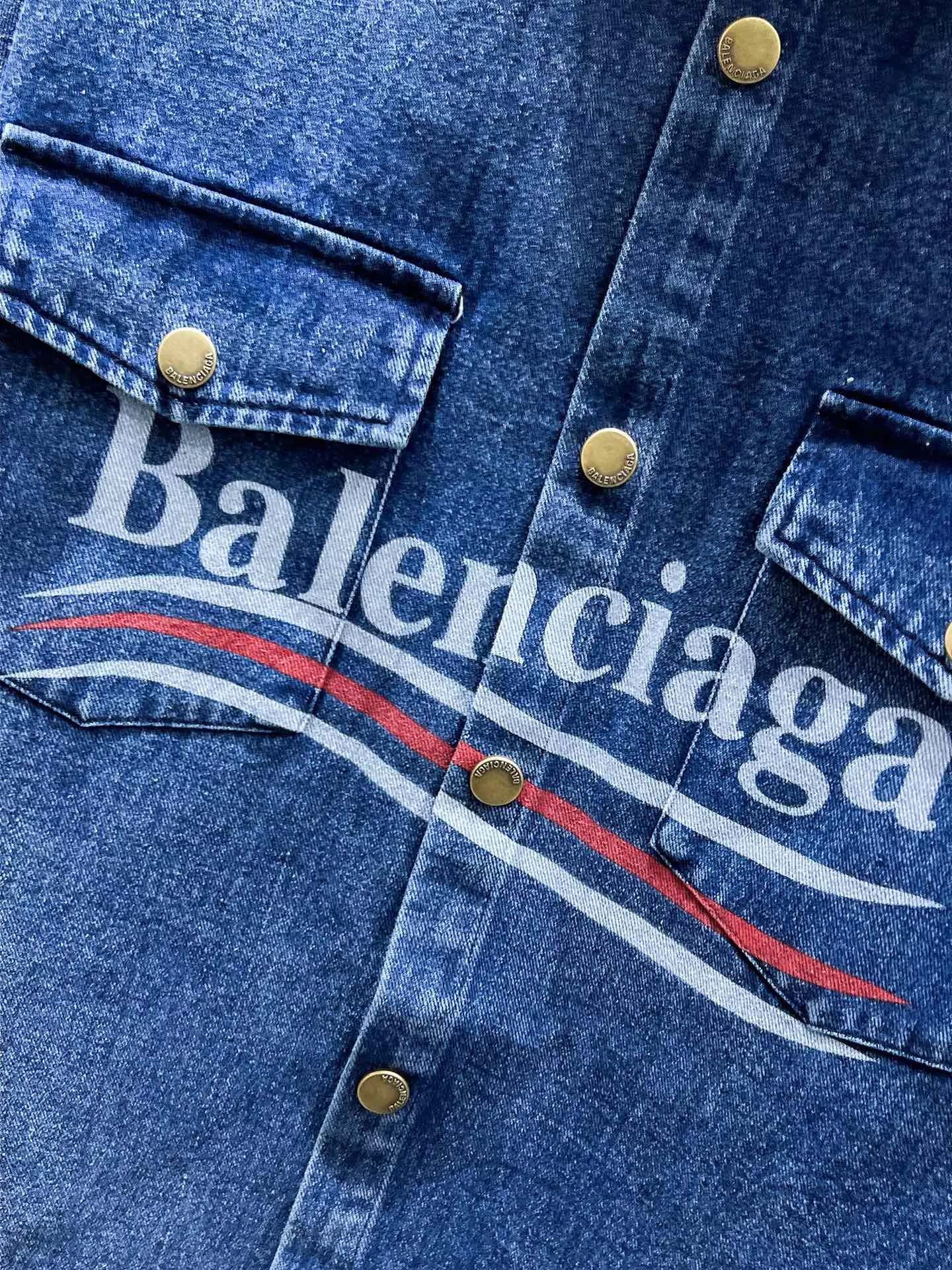 Balenciaga Fashion Tracksuits Short Sleeved For Men Minimalist 868