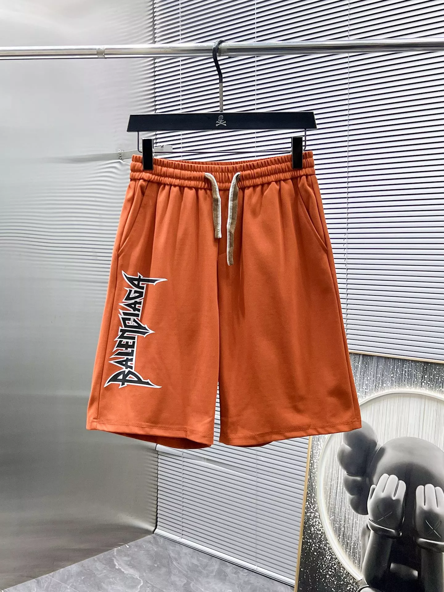 Balenciaga Fashion Tracksuits Short Sleeved For Men Practical 8025
