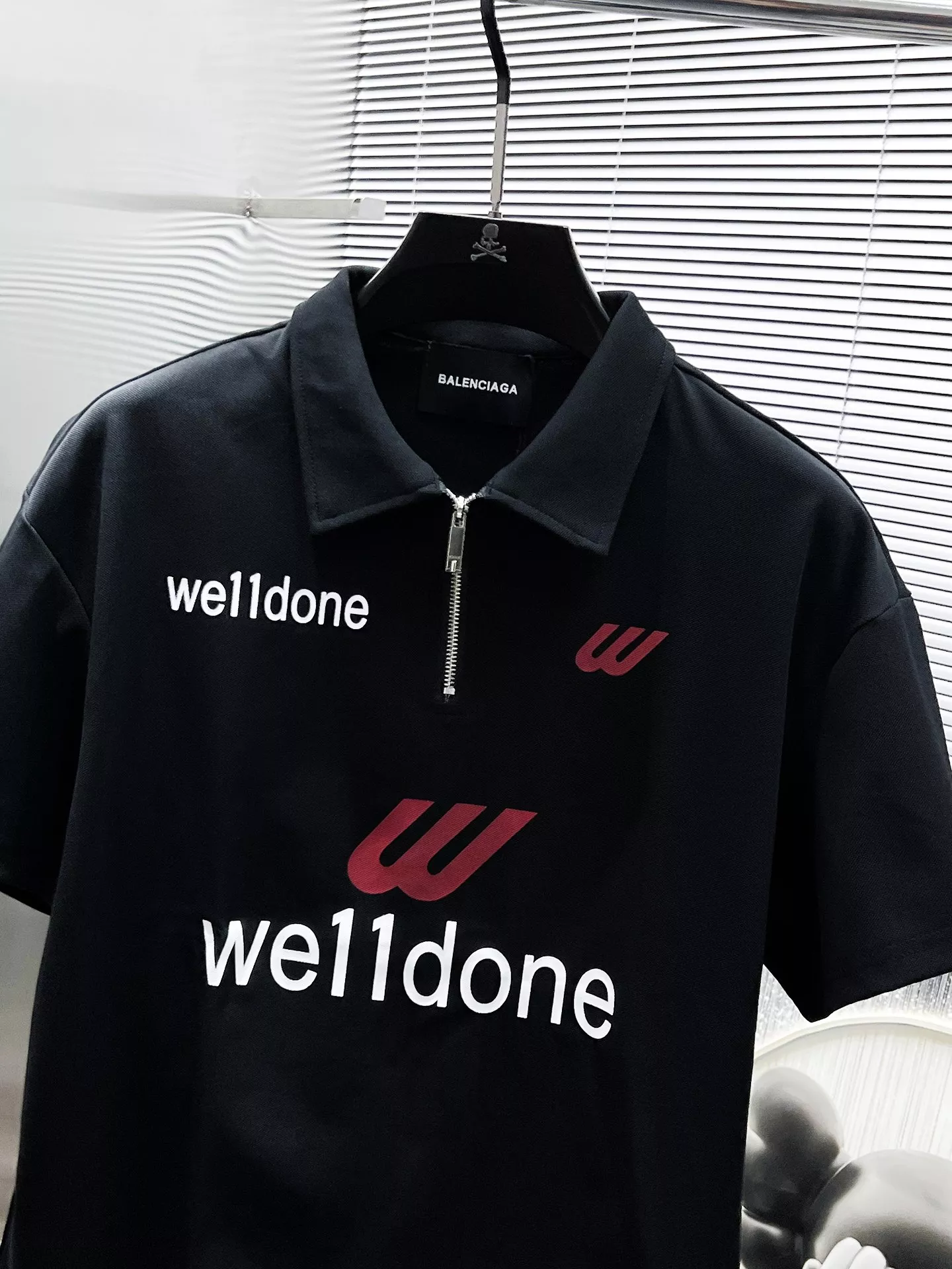 Balenciaga Fashion Tracksuits Short Sleeved For Men Sophisticated 5227