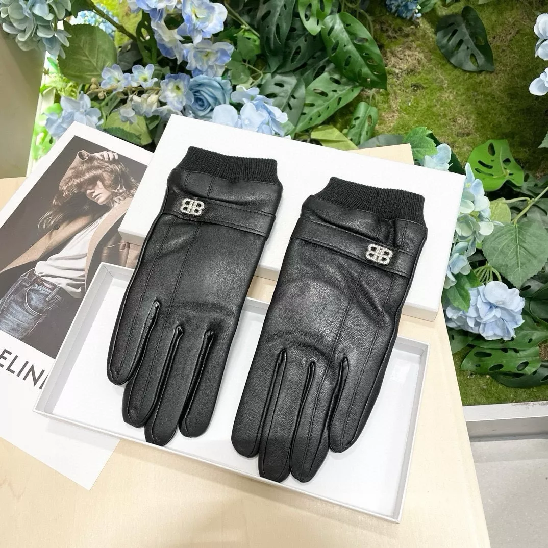 Balenciaga Gloves For Women TopPick 7168
