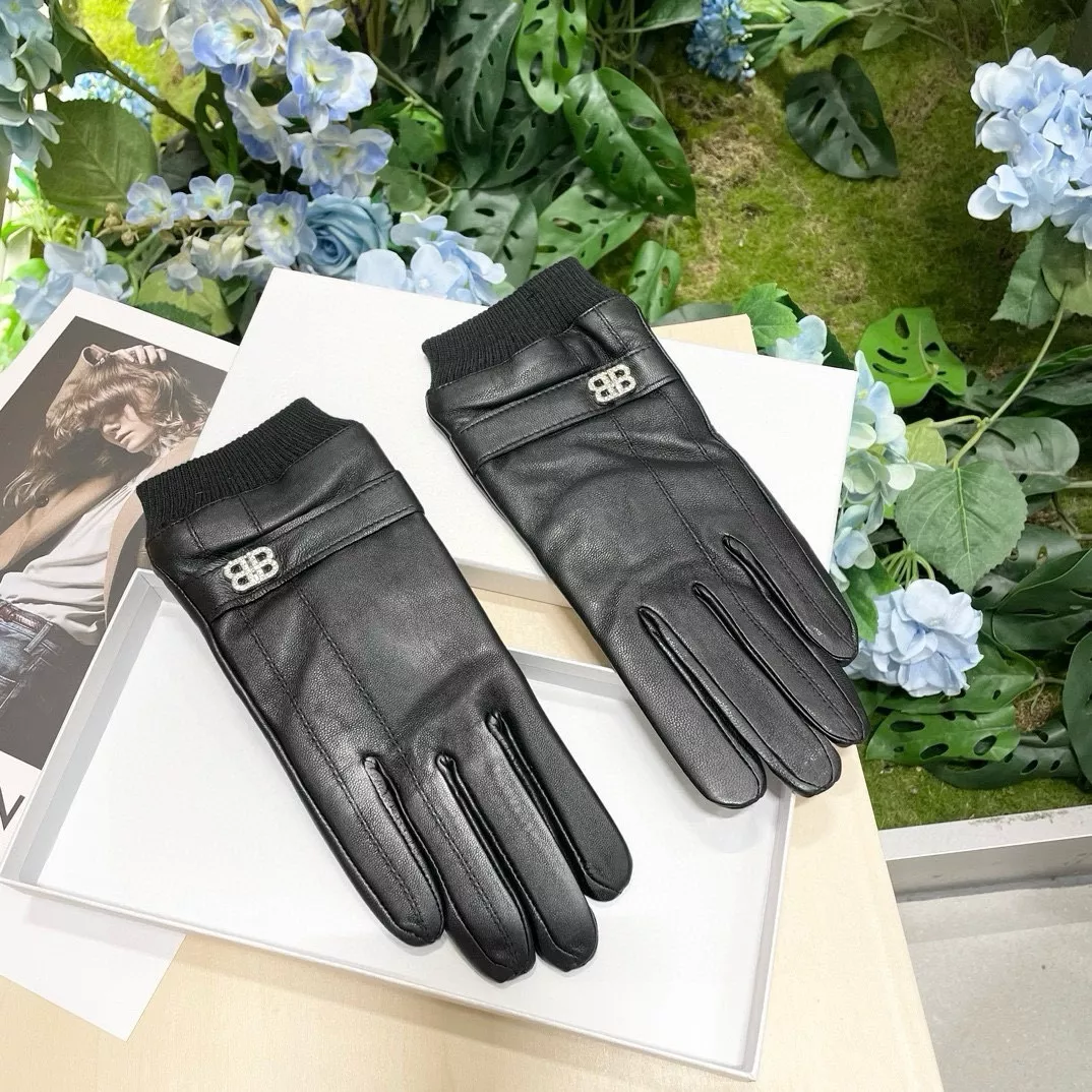 Balenciaga Gloves For Women TopPick 7168