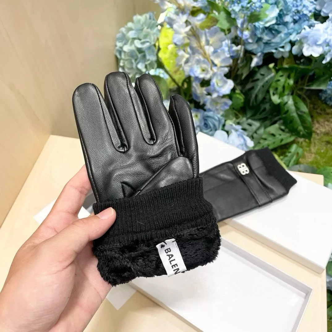 Balenciaga Gloves For Women TopPick 7168