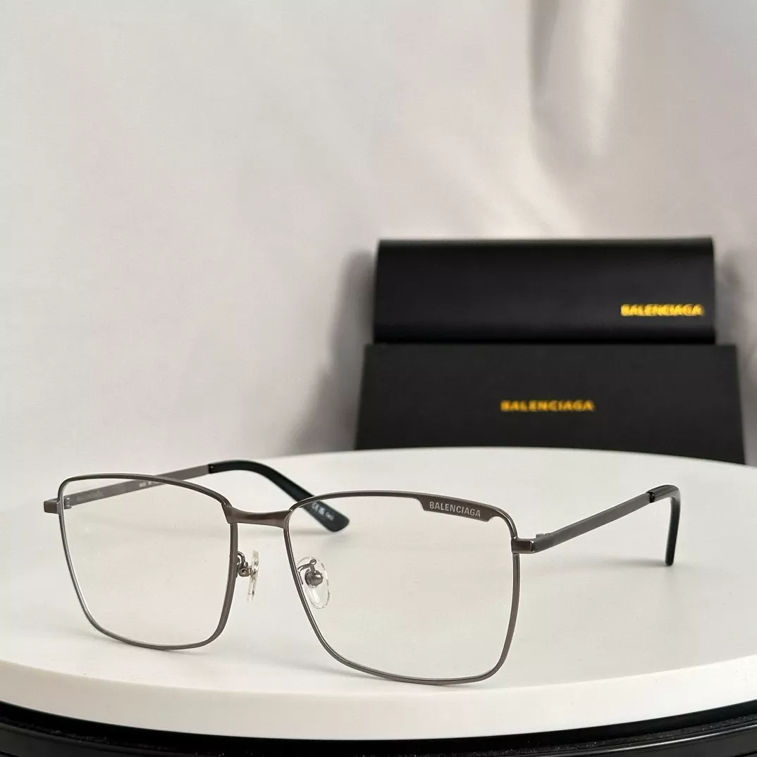Balenciaga Goggles Functional 4999