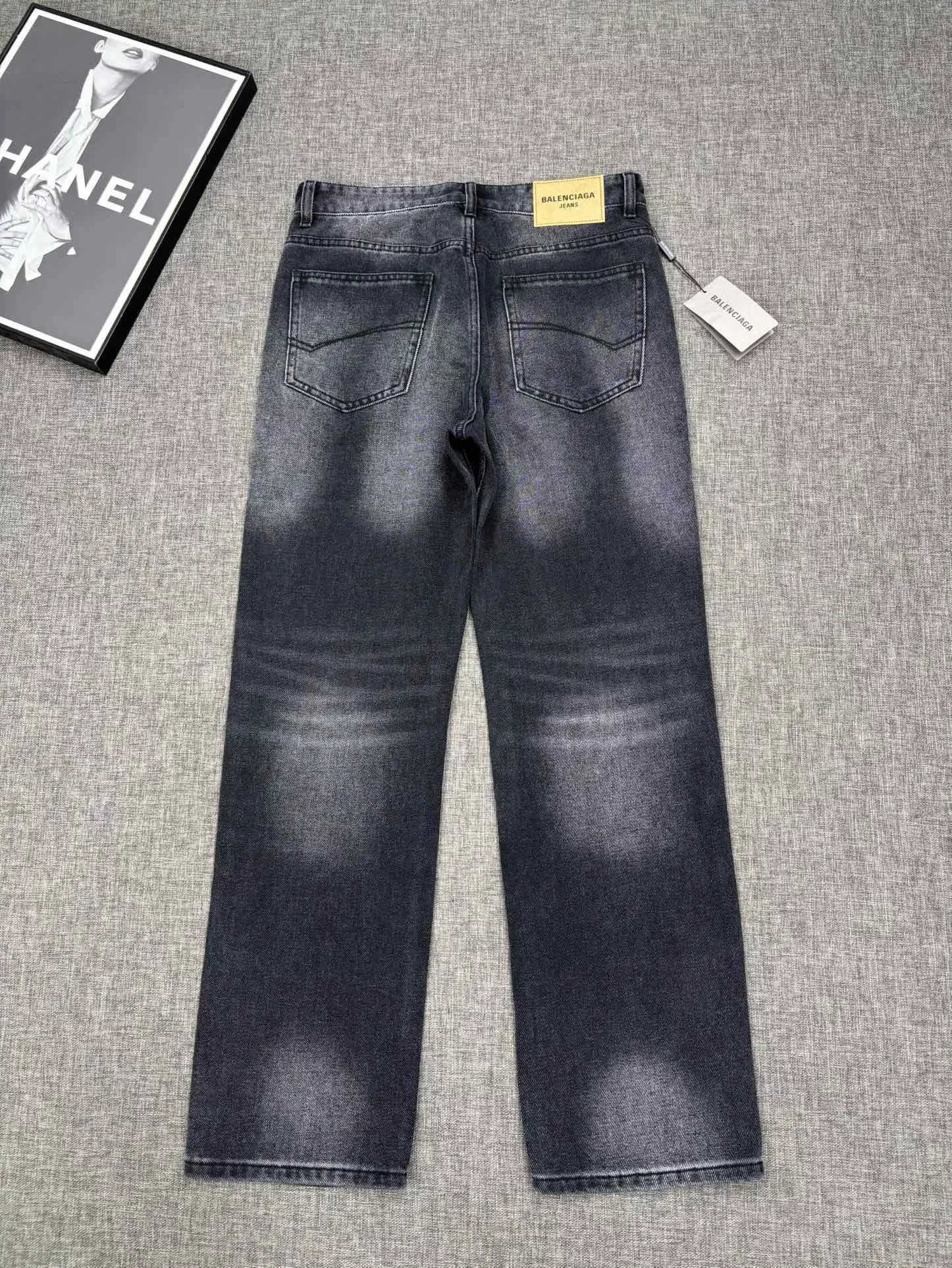 Balenciaga Jeans For Men StreetReady 2280