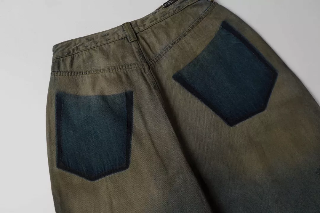 Balenciaga Jeans For Unisex EyeCatching 9107
