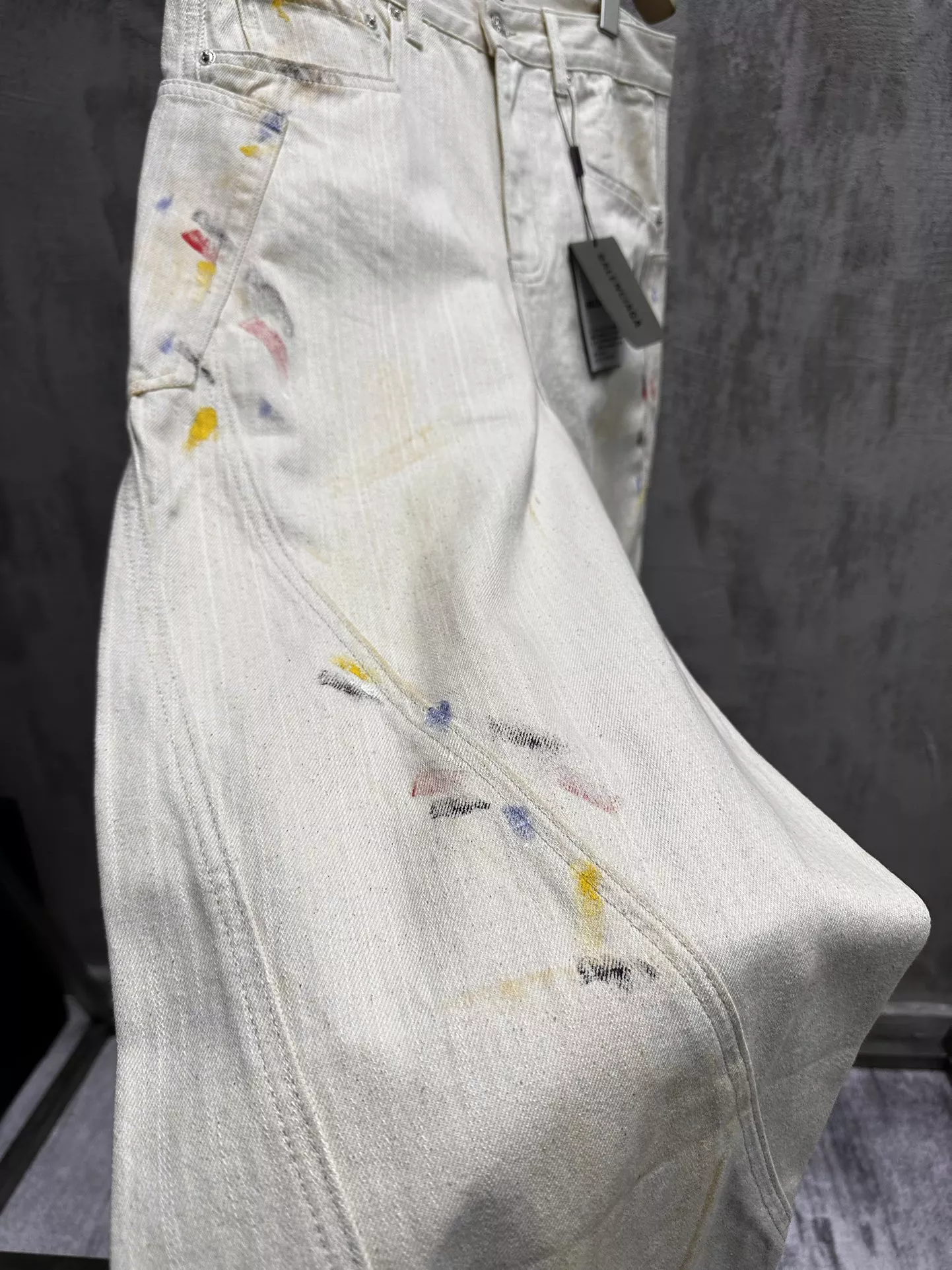 Balenciaga Jeans For Unisex Fashionable 8407