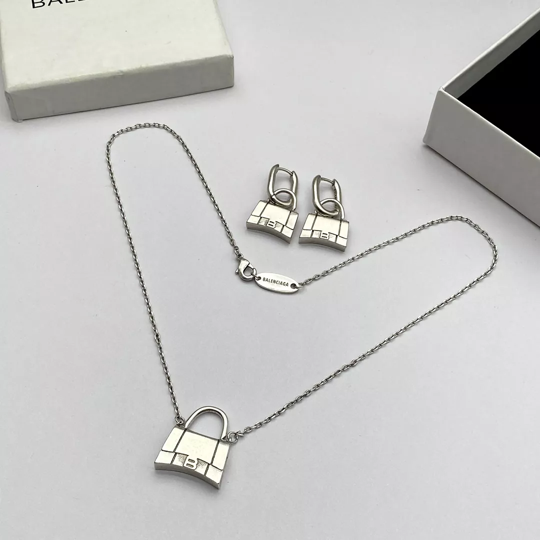 Balenciaga Jewelry Set Comfortable 1823