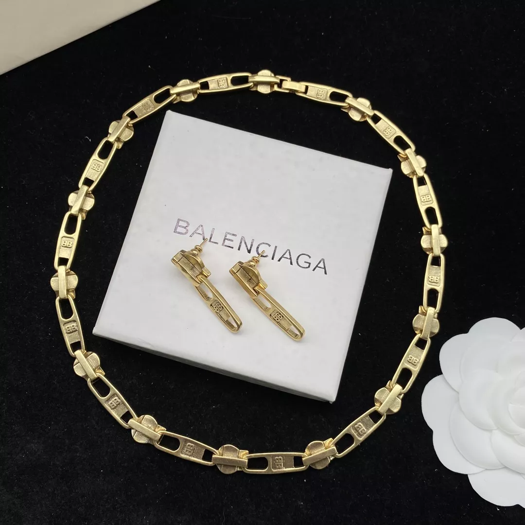Balenciaga Jewelry Set Versatile 7944