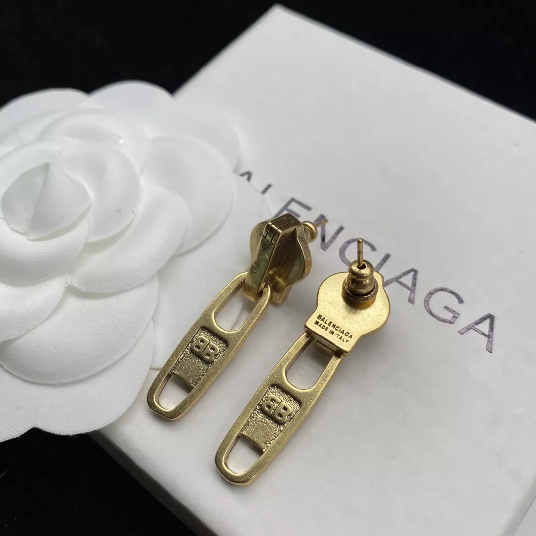Balenciaga Jewelry Set Versatile 7944