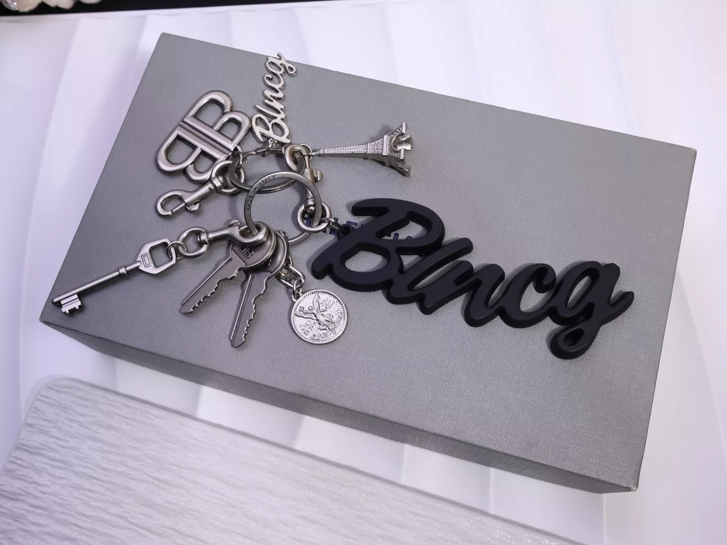 Balenciaga Key Holder And Bag Buckle ModernLook 6274