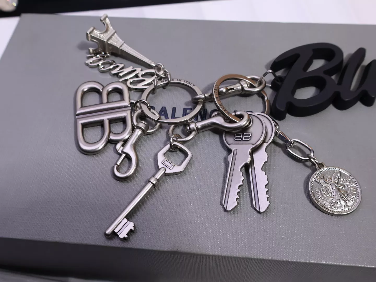 Balenciaga Key Holder And Bag Buckle ModernLook 6274