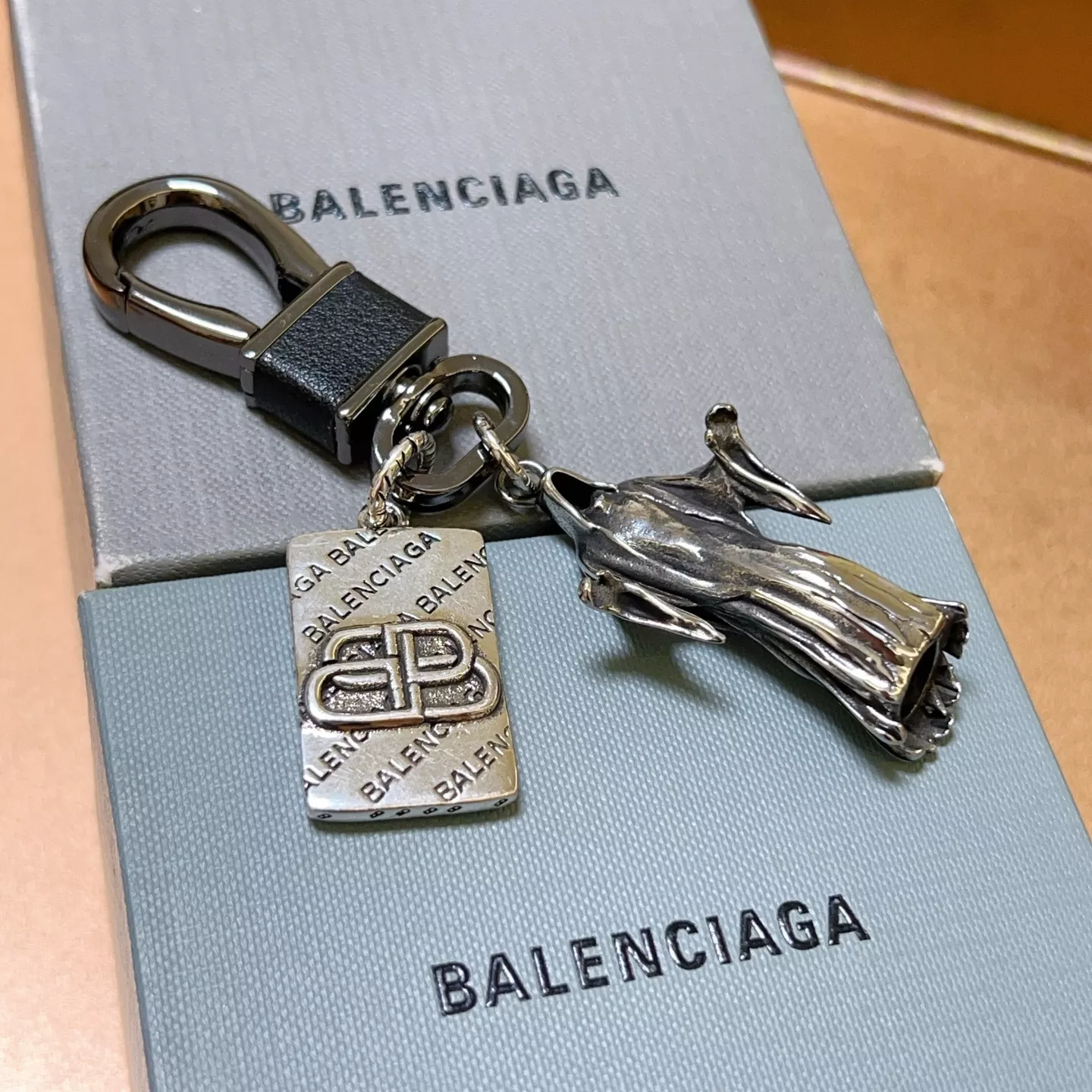 Balenciaga Key Holder And Bag Buckle Resilient 2711