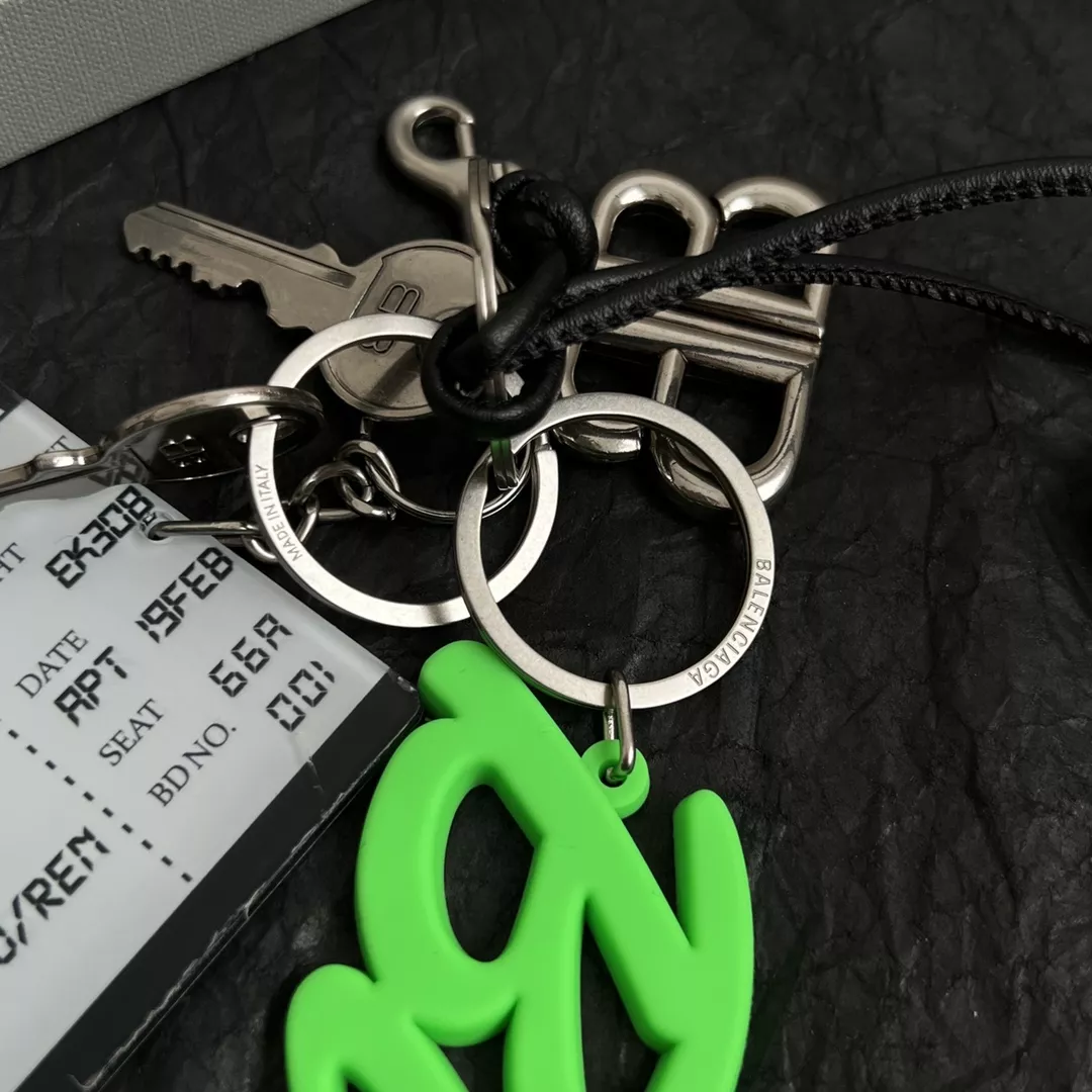 Balenciaga Key Holder And Bag Buckle StreetReady 7868