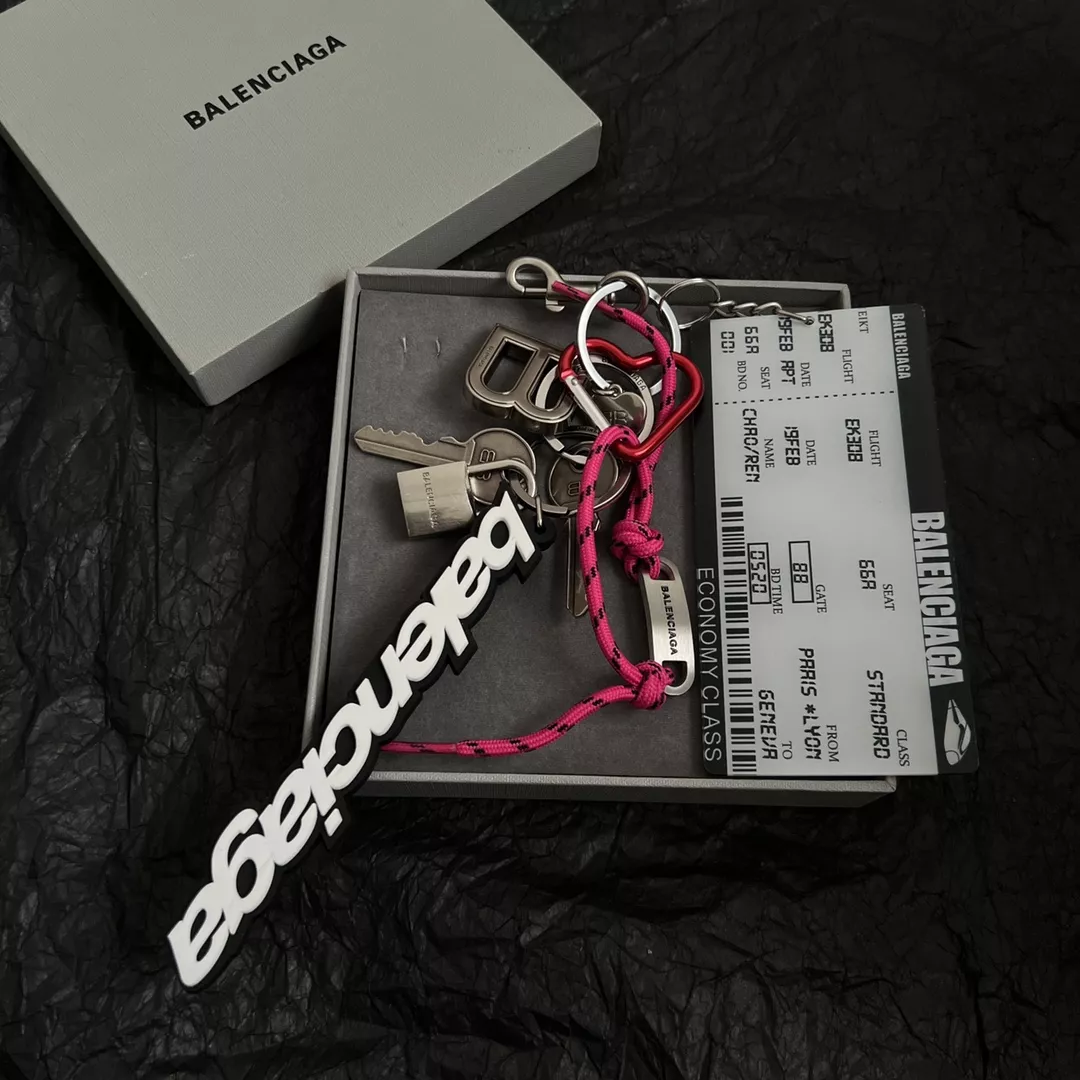 Balenciaga Key Holder And Bag Buckle TopPick 5195