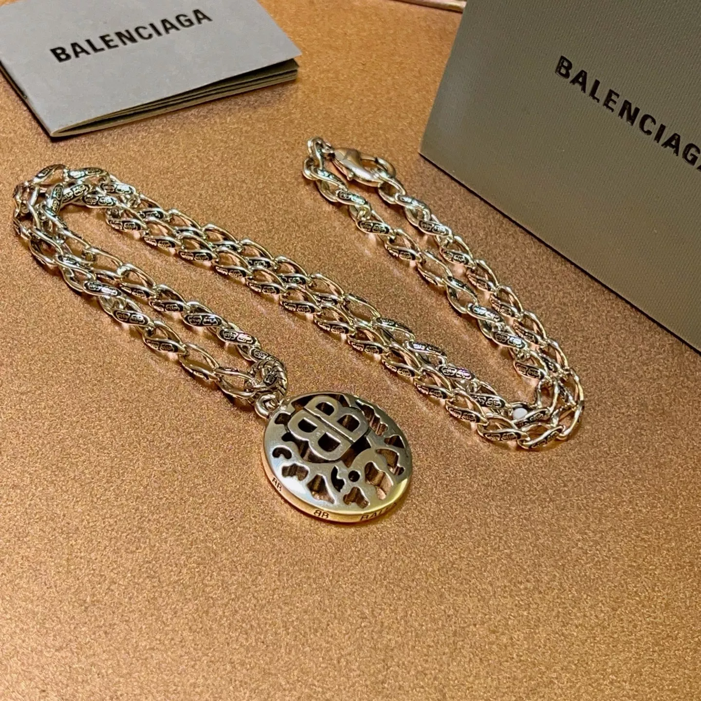Balenciaga Necklaces Cozy 8066