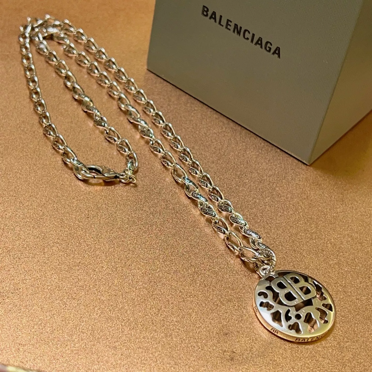 Balenciaga Necklaces Cozy 8066