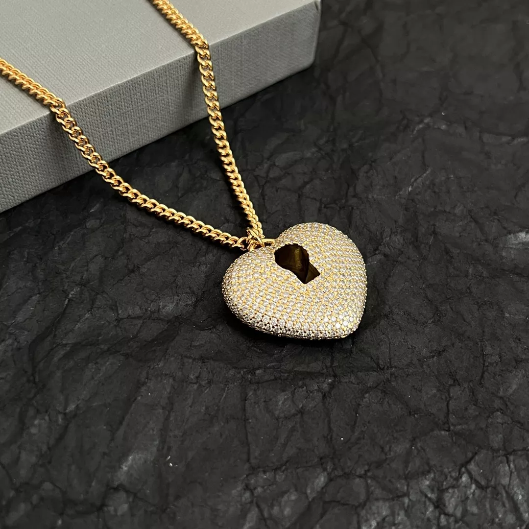 Balenciaga Necklaces Fashionable 7747