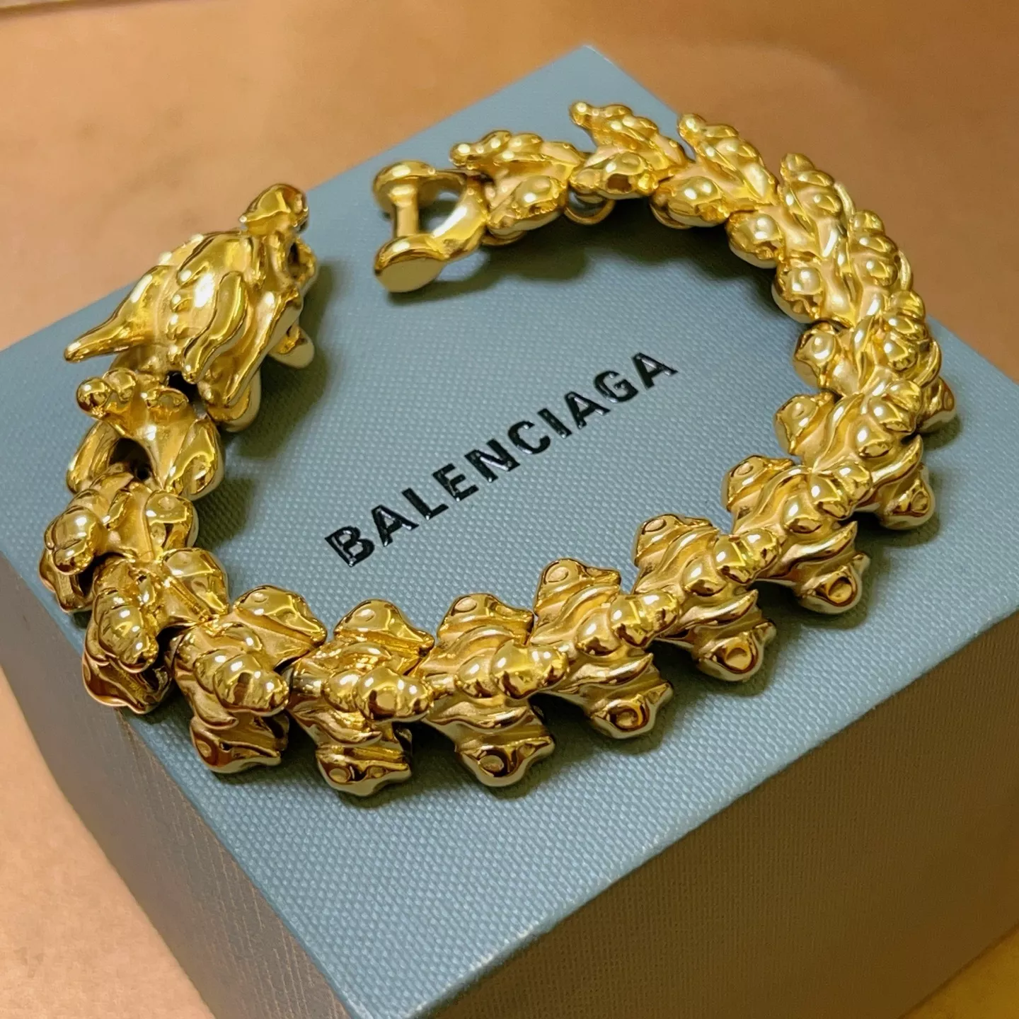 Balenciaga Necklaces For Men Trendsetting 9121