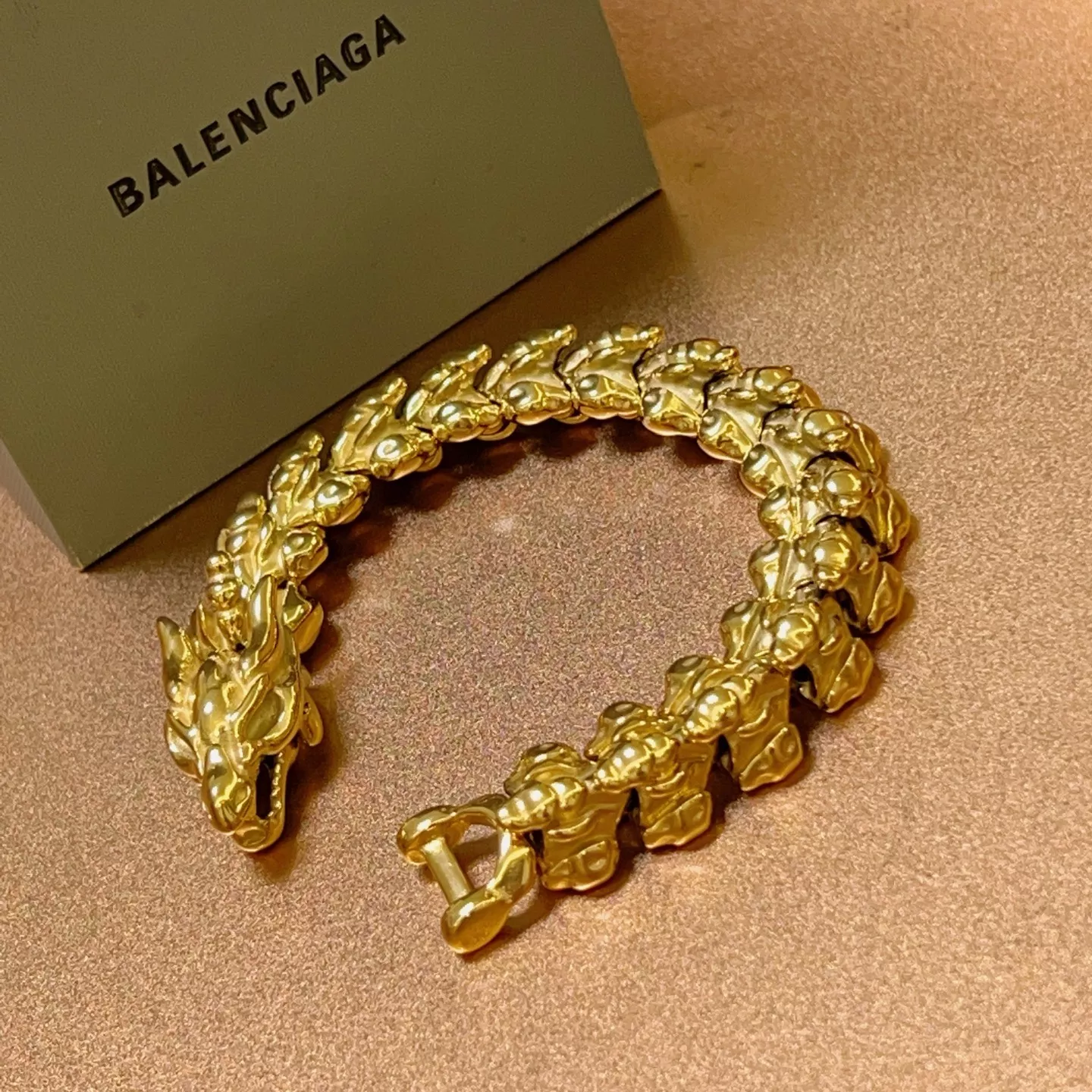 Balenciaga Necklaces For Men Trendsetting 9121