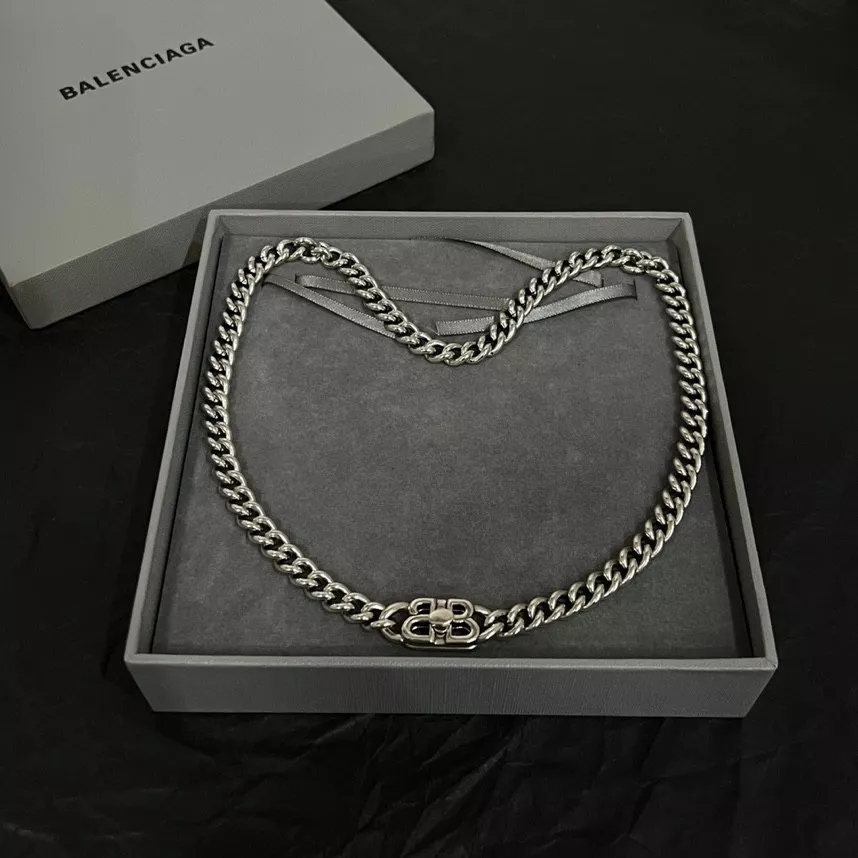 Balenciaga Necklaces Refined 3881