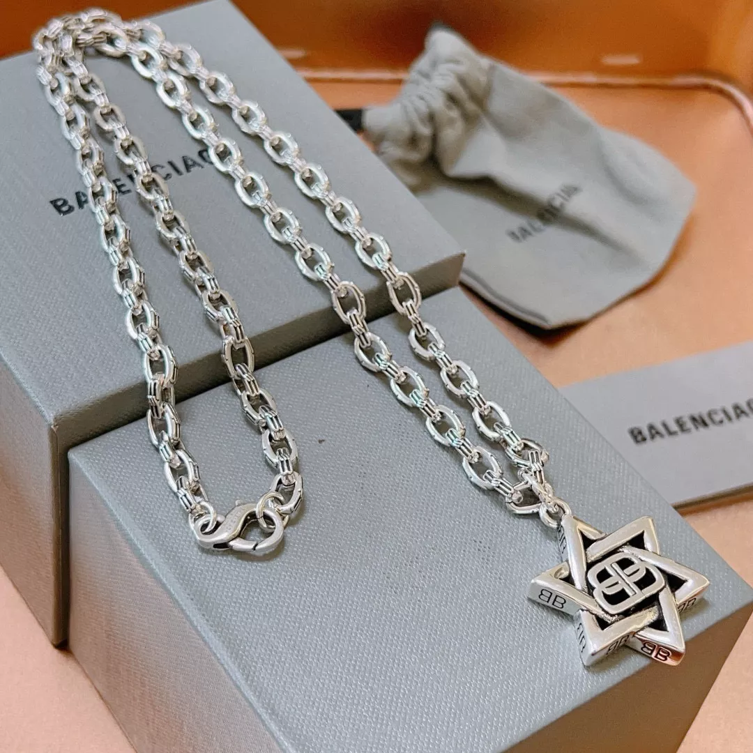 Balenciaga Necklaces UrbanStyle 9787
