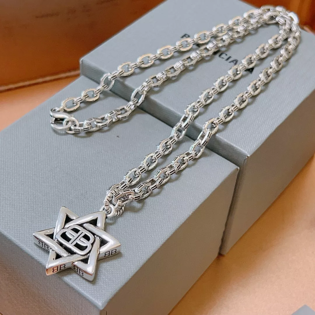 Balenciaga Necklaces UrbanStyle 9787