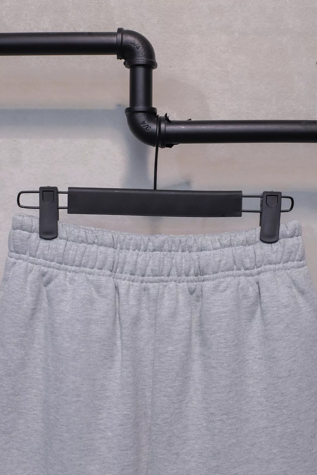 Balenciaga Pants For Unisex AllSeason 4655