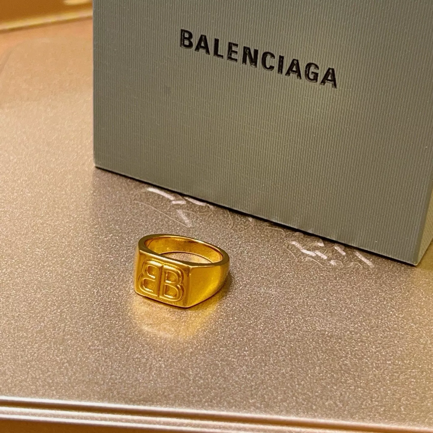 Balenciaga Rings For Unisex Timeless 5348