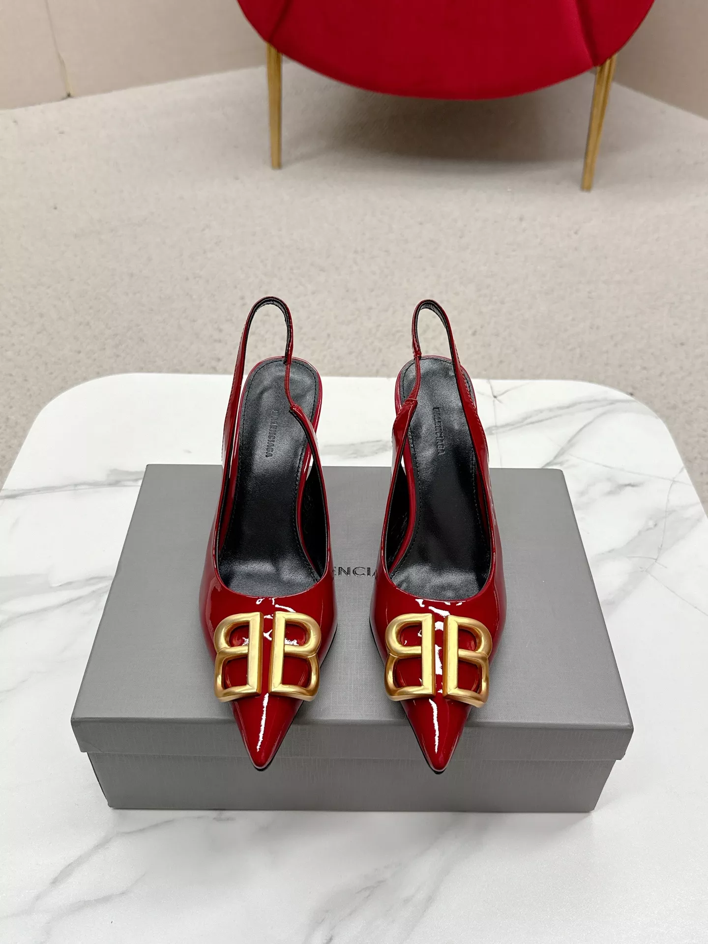 Balenciaga Sandal For Women Stylish 2999