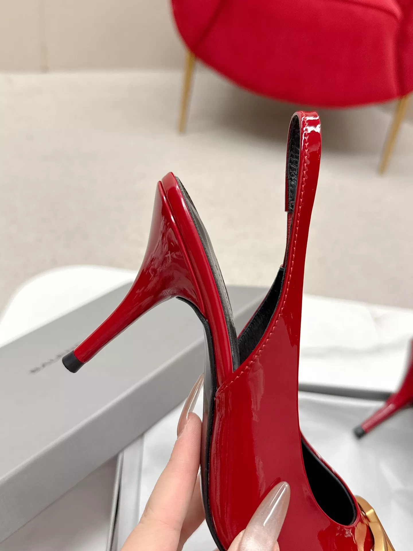 Balenciaga Sandal For Women Stylish 2999