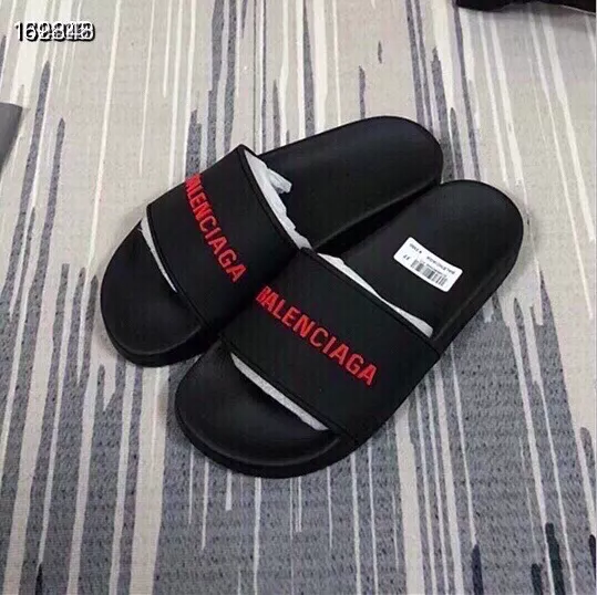 Balenciaga Slippers For Men Comfortable 7191