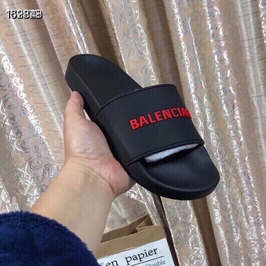 Balenciaga Slippers For Men Comfortable 7191