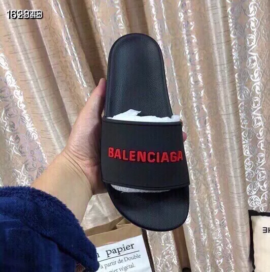 Balenciaga Slippers For Men Comfortable 7191