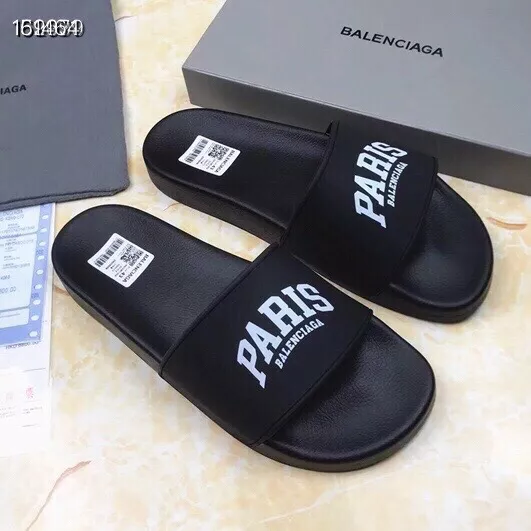 Balenciaga Slippers For Men DailyWear 9431