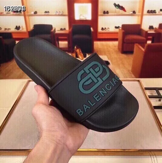 Balenciaga Slippers For Men EasyMatch 3541