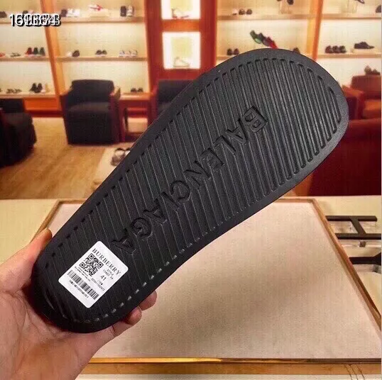 Balenciaga Slippers For Men EasyMatch 3541