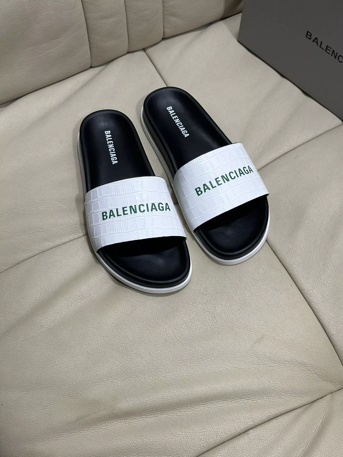 Balenciaga Slippers For Men Functional 3679