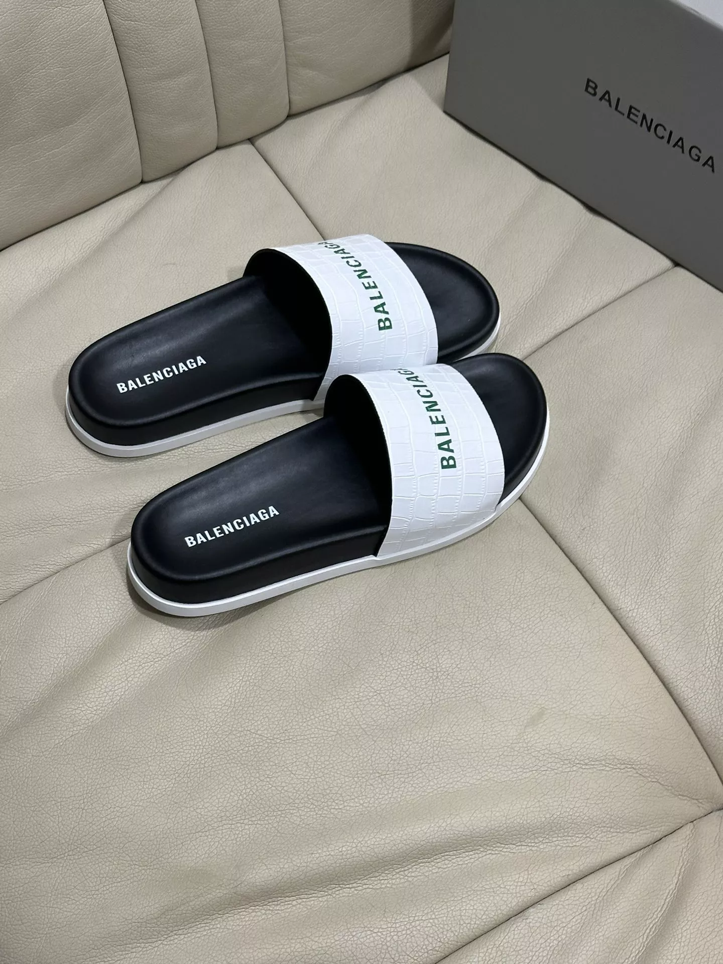 Balenciaga Slippers For Men Functional 3679