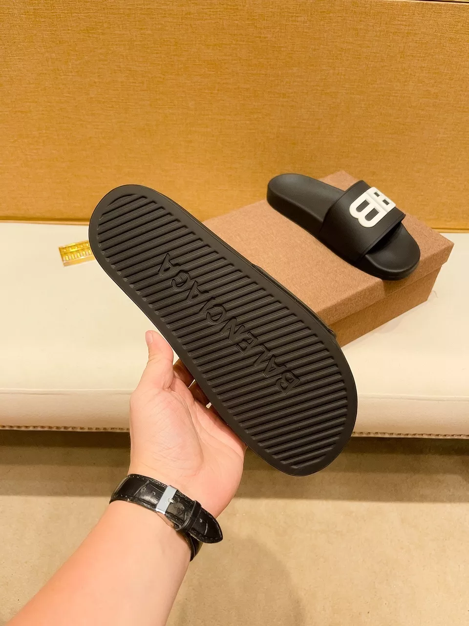 Balenciaga Slippers For Men NewStyle 1530