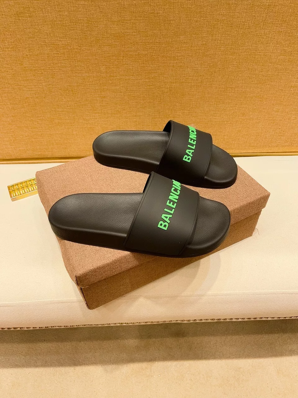 Balenciaga Slippers For Men Sophisticated 6220