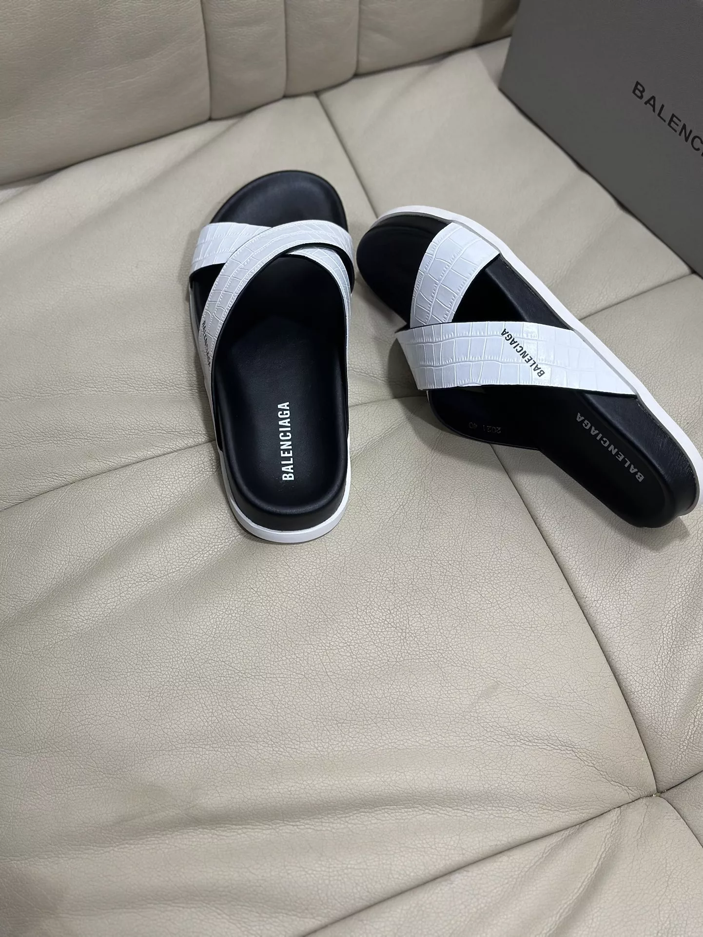 Balenciaga Slippers For Men StreetReady 6662