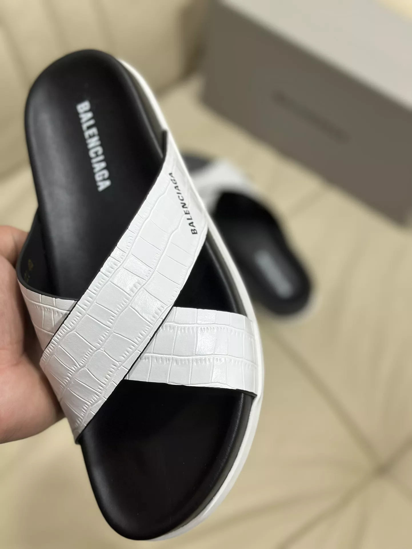 Balenciaga Slippers For Men StreetReady 6662