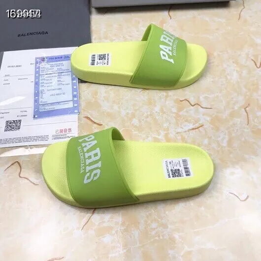 Balenciaga Slippers For Men Trendsetting 7347