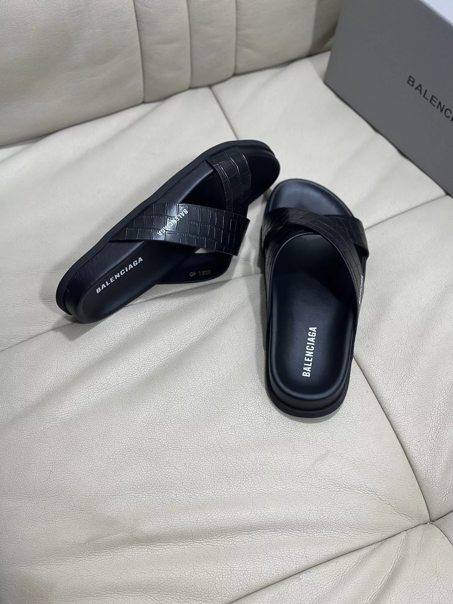 Balenciaga Slippers For Men Trendy 7484